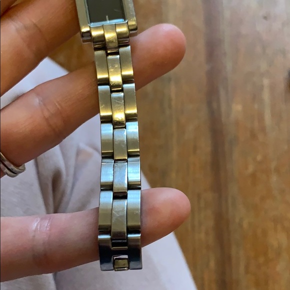 Vintage Armani women’s watch - Picture 7 of 8